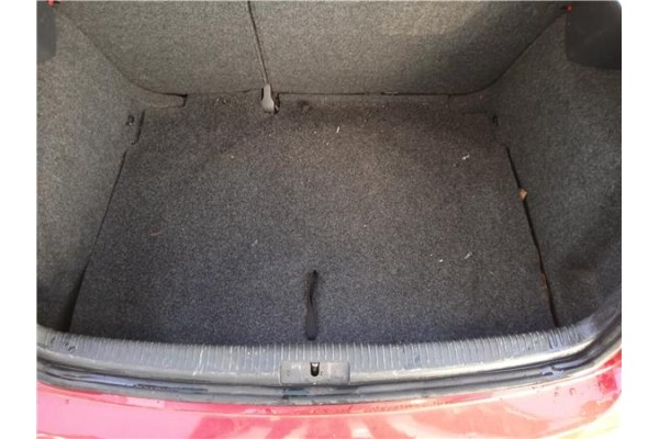Recambio de guarnecido piso maletero para volkswagen golf vi (5k1) 1.6 advance referencia OEM IAM 5K6863463  
