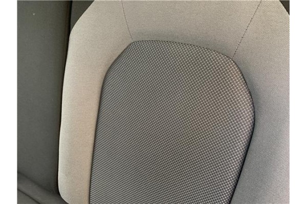 Recambio de asientos traseros para seat ibiza (kj1) 1.0 style referencia OEM IAM 6F0885375  