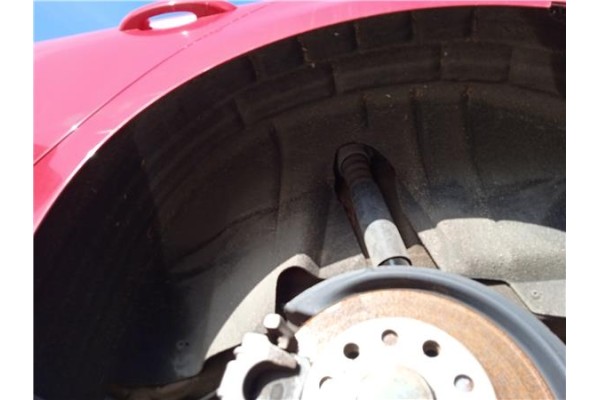 Recambio de pase rueda trasero izquierdo para volkswagen golf vi (5k1) 1.6 advance referencia OEM IAM 5K0810971C  