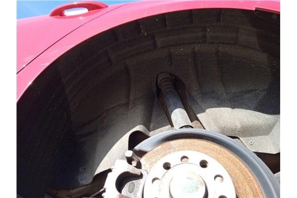 Recambio de pase rueda trasero izquierdo para volkswagen golf vi (5k1) 1.6 advance referencia OEM IAM 5K0810971C  