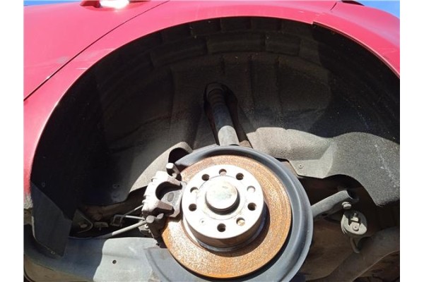 Recambio de pase rueda trasero izquierdo para volkswagen golf vi (5k1) 1.6 advance referencia OEM IAM 5K0810971C  