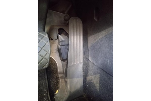 Recambio de pedal acelerador para volkswagen golf vi (5k1) 1.6 advance referencia OEM IAM 1K1721503BA  