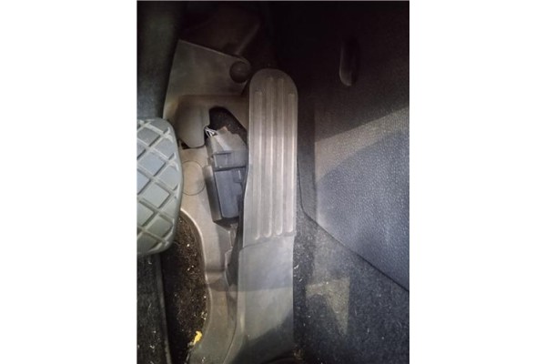 Recambio de pedal acelerador para volkswagen golf vi (5k1) 1.6 advance referencia OEM IAM 1K1721503BA  