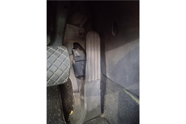 Recambio de pedal acelerador para volkswagen golf vi (5k1) 1.6 advance referencia OEM IAM 1K1721503BA  