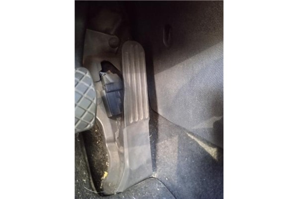 Recambio de pedal acelerador para volkswagen golf vi (5k1) 1.6 advance referencia OEM IAM 1K1721503BA  