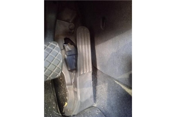 Recambio de pedal acelerador para volkswagen golf vi (5k1) 1.6 advance referencia OEM IAM 1K1721503BA  