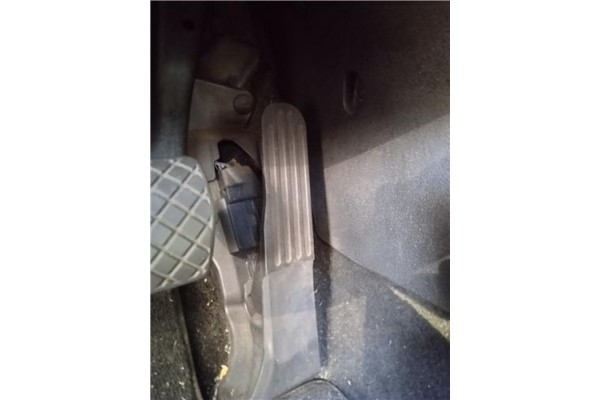 Recambio de pedal acelerador para volkswagen golf vi (5k1) 1.6 advance referencia OEM IAM 1K1721503BA  