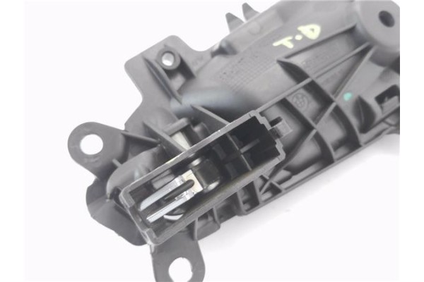 Recambio de manilla int. puerta trasero derecha para bmw serie 1 berlina 5p (f20) 2.0 116d referencia OEM IAM 51417240412  