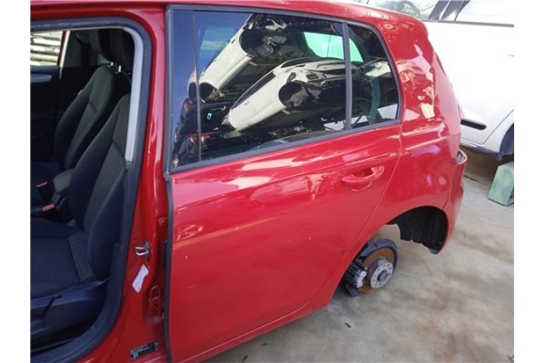 Recambio de puerta trasero izquierda para volkswagen golf vi (5k1) 1.6 advance referencia OEM IAM 5K6833055K  
