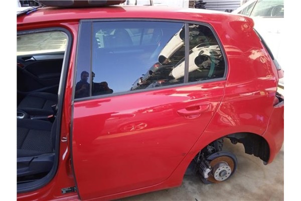 Recambio de puerta trasero izquierda para volkswagen golf vi (5k1) 1.6 advance referencia OEM IAM 5K6833055K  