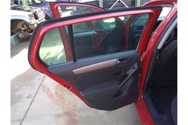 Recambio de puerta trasero izquierda para volkswagen golf vi (5k1) 1.6 advance referencia OEM IAM 5K6833055K  