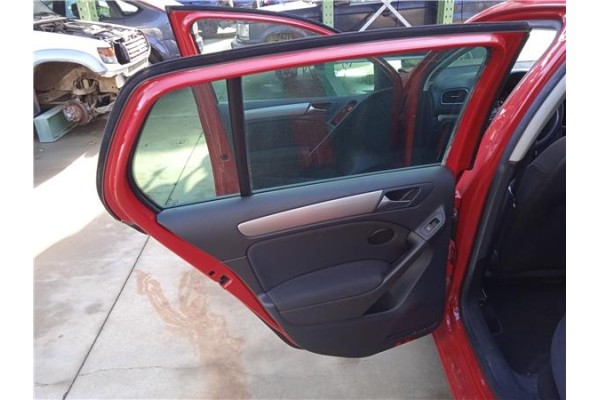 Recambio de puerta trasero izquierda para volkswagen golf vi (5k1) 1.6 advance referencia OEM IAM 5K6833055K  