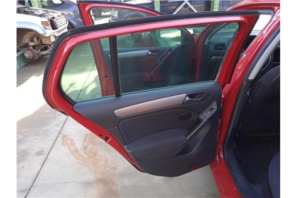 Recambio de puerta trasero izquierda para volkswagen golf vi (5k1) 1.6 advance referencia OEM IAM 5K6833055K  