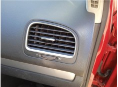 REJILLA ENTRADA DE AIRE 5K0819704K 