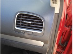 Recambio de rejilla entrada de aire para volkswagen golf vi (5k1) 1.6 advance referencia OEM IAM 5K0819704K  