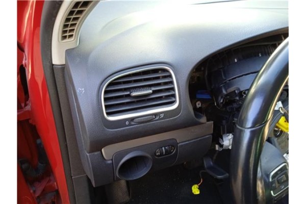 Recambio de rejilla entrada de aire para volkswagen golf vi (5k1) 1.6 advance referencia OEM IAM 5K0819703K  