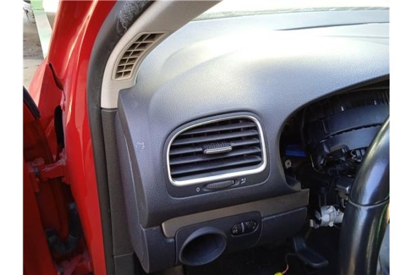 Recambio de rejilla entrada de aire para volkswagen golf vi (5k1) 1.6 advance referencia OEM IAM 5K0819703K  