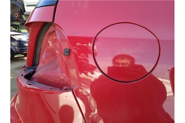 Recambio de tapa exterior combustible para volkswagen golf vi (5k1) 1.6 advance referencia OEM IAM 5K6809857CGRU  