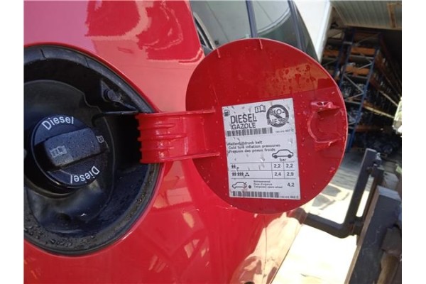 Recambio de tapa exterior combustible para volkswagen golf vi (5k1) 1.6 advance referencia OEM IAM 5K6809857CGRU  