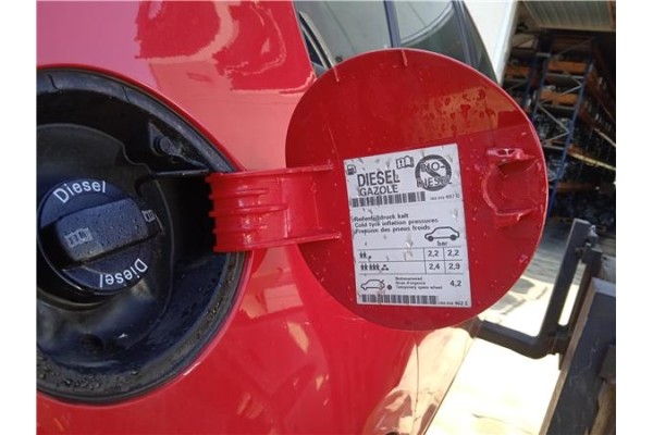 Recambio de tapa exterior combustible para volkswagen golf vi (5k1) 1.6 advance referencia OEM IAM 5K6809857CGRU  
