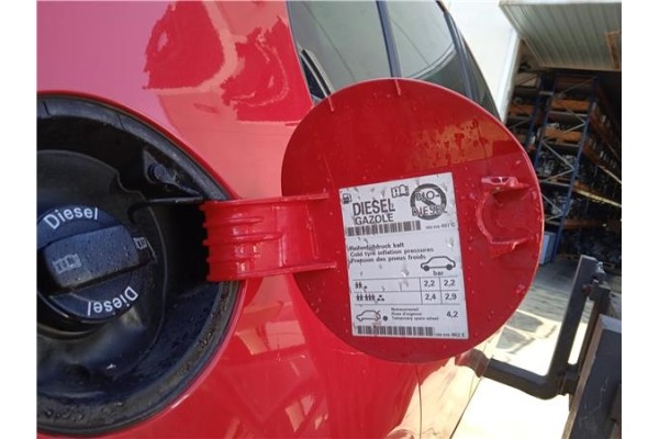 Recambio de tapa exterior combustible para volkswagen golf vi (5k1) 1.6 advance referencia OEM IAM 5K6809857CGRU  