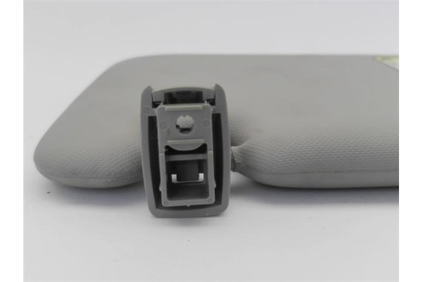 Recambio de parasol derecho para chevrolet spark 1.0 basis referencia OEM IAM   