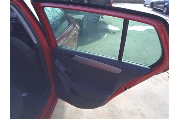 Recambio de manilla int. puerta trasero derecha para volkswagen golf vi (5k1) 1.6 advance referencia OEM IAM 1K5837114 5K0837114