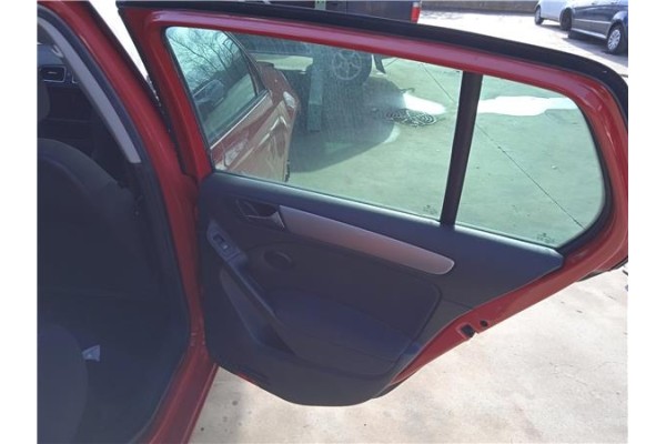 Recambio de manilla int. puerta trasero derecha para volkswagen golf vi (5k1) 1.6 advance referencia OEM IAM 1K5837114 5K0837114