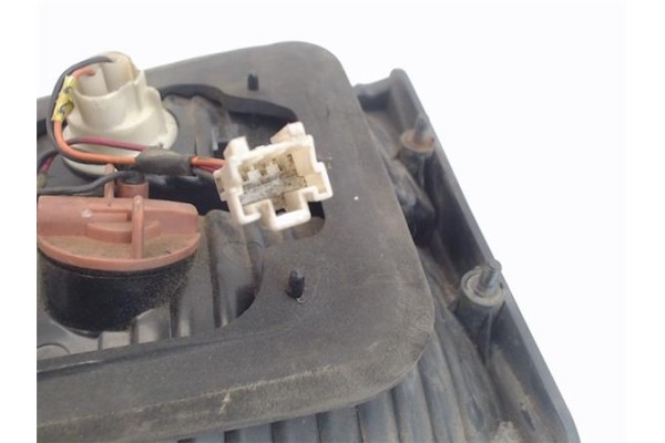 Recambio de piloto porton trasero izquierdo para hyundai h-1 furgón referencia OEM IAM 924054A511  