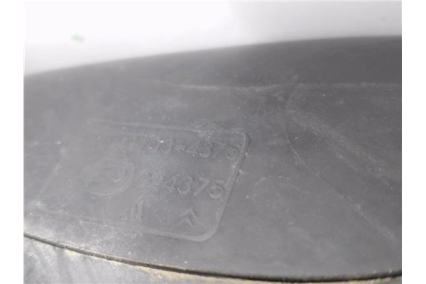 Recambio de retrovisor electrico izquierdo para citroen c4 picasso 1.6 hdi referencia OEM IAM E9034375  