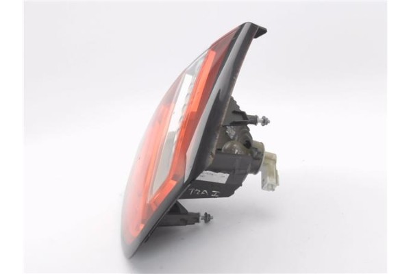 Recambio de piloto porton trasero izquierdo para citroen c4 picasso 1.6 hdi referencia OEM IAM 9673165080 0283322170 