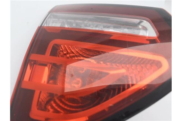 Recambio de piloto porton trasero izquierdo para citroen c4 picasso 1.6 hdi referencia OEM IAM 9673165080 0283322170 