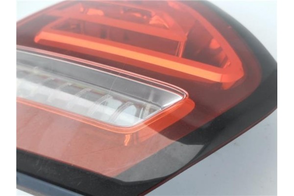 Recambio de piloto porton trasero derecho para citroen c4 picasso 1.6 hdi referencia OEM IAM 9673164980 0283332179 