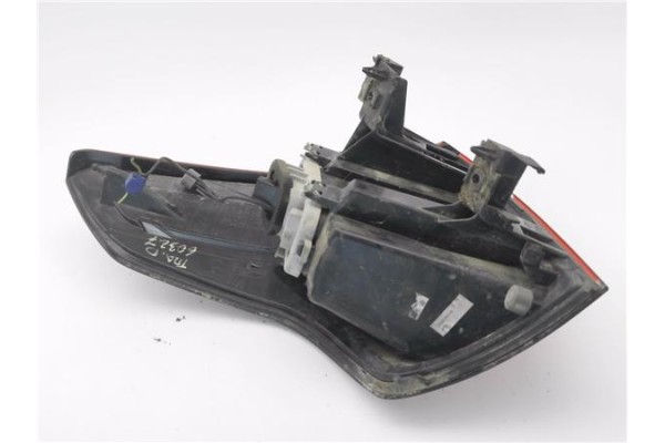 Recambio de piloto trasero derecho para citroen c4 picasso 1.6 hdi referencia OEM IAM 9673164780  
