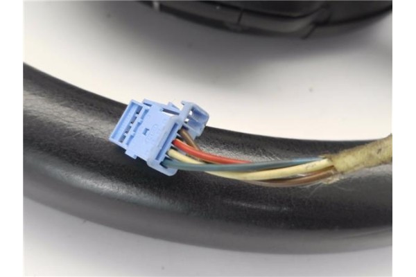 Recambio de volante para citroen c4 picasso 1.6 hdi referencia OEM IAM 96866511VD  