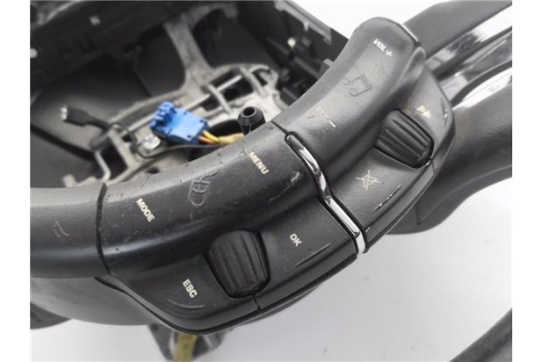 Recambio de volante para citroen c4 picasso 1.6 hdi referencia OEM IAM 96866511VD  