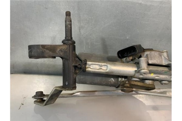 Recambio de motor limpiaparabrisas delantero para opel corsa d 1.2 referencia OEM IAM 13182340  