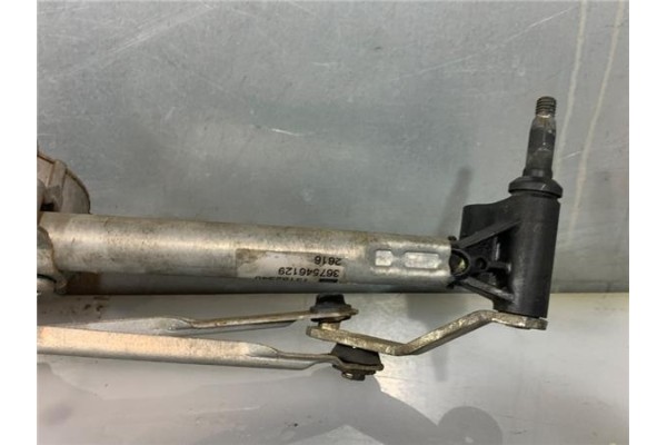 Recambio de motor limpiaparabrisas delantero para opel corsa d 1.2 referencia OEM IAM 13182340  