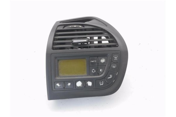 Recambio de rejilla entrada de aire para citroen c4 picasso 1.6 hdi referencia OEM IAM 9650868977 A83007700 