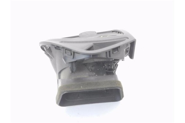 Recambio de rejilla entrada de aire para citroen c4 picasso 1.6 hdi referencia OEM IAM 9650868977 A83007700 