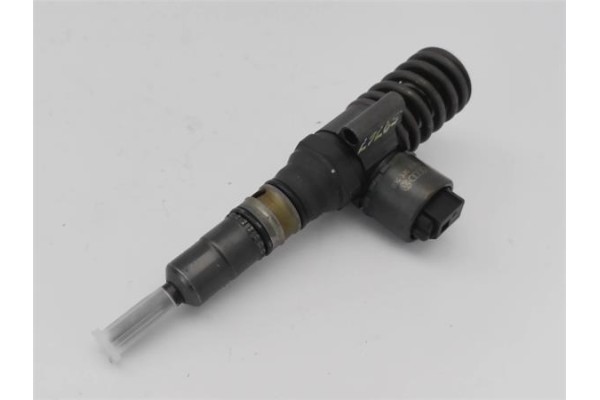 Recambio de inyector para audi a3 (8p1) 2.0 tdi 16v referencia OEM IAM   