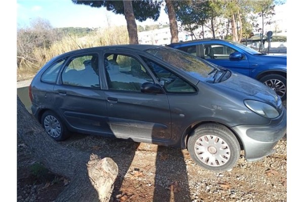 citroen xsara picasso del año 2003