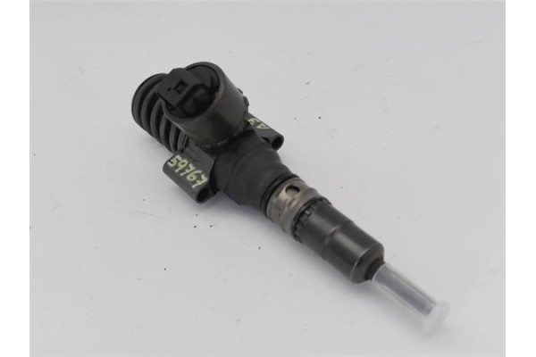 Recambio de inyector para audi a3 (8p1) 2.0 tdi 16v referencia OEM IAM   