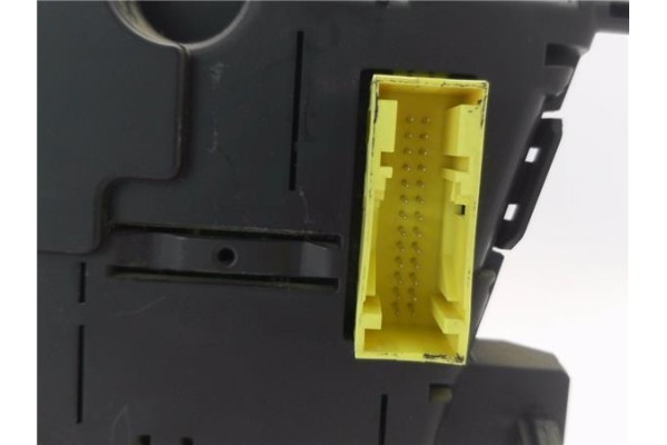 Recambio de cuadro completo para citroen c4 picasso 1.6 hdi referencia OEM IAM 9666704380 6103KX 