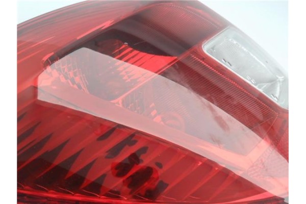 Recambio de piloto trasero izquierdo para opel corsa d 1.2 referencia OEM IAM 89037882 1222138 