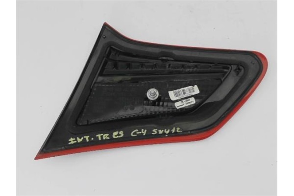 Recambio de piloto interior izquierdo para citroen c4 berlina 1.6 exclusive referencia OEM IAM   
