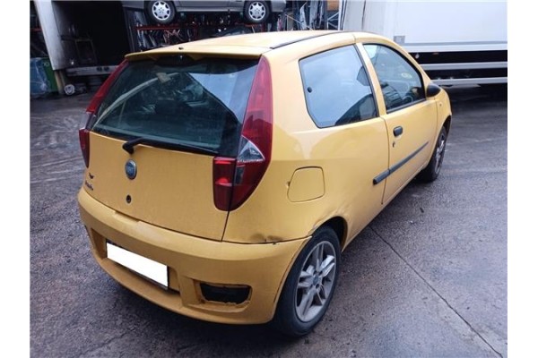 fiat ii punto (188) berlina del año 2004