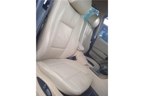 Recambio de juego asientos para bmw serie x3 (e83) 3.0i referencia OEM IAM 52103410266 52203400562 