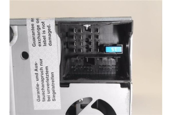 Recambio de autoradio para opel corsa d 1.2 referencia OEM IAM 13257028 344183129 