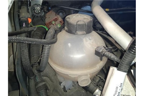 Recambio de botella expansion para peugeot 3008 1.5 gt line referencia OEM IAM   